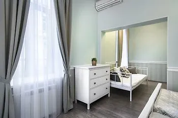 Bouchee Mini Hotel Moscou 2*,